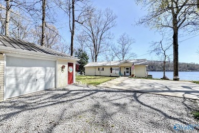 RIVERFRONT on the Elk River! Beautifully remodeled 3 BR, 3 BA - photo 29