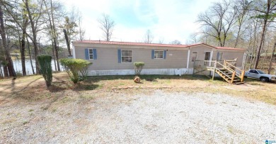 Lake Home For Sale in Ohatchee, Alabama