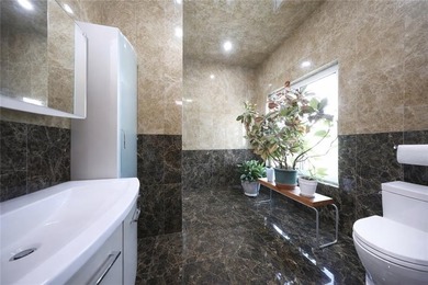 Luxury AND elegance Two-Family Home with Elevator, Rooftop, and - photo 33