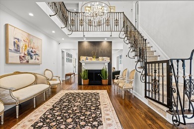 Welcome to this elegant, bright, and sun-drenched renovated - photo 6