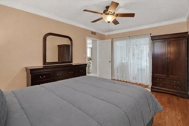 A large lot, waterfront, great living space, and Cooper City - photo 40