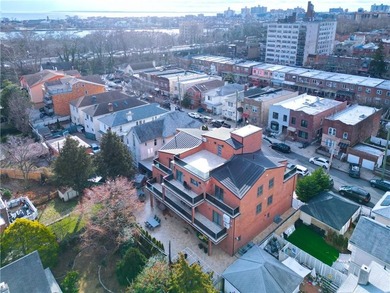 Luxury AND elegance Two-Family Home with Elevator, Rooftop, and - photo 47