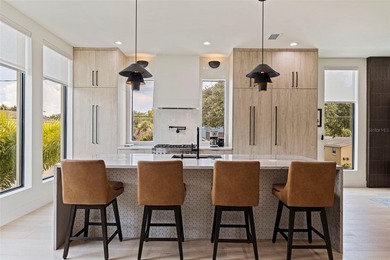 Luxury urban living at its finest. Just three blocks from - photo 8
