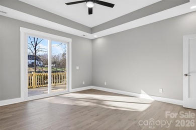 Stunning new construction waterfront home on Lake Norman - photo 17