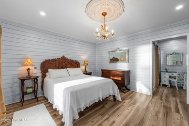 Welcome to an exceptional Neuse River retreat, just across the - photo 27