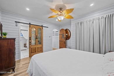 Welcome to an exceptional Neuse River retreat, just across the - photo 35