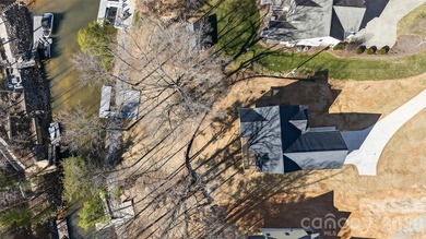 Stunning new construction waterfront home on Lake Norman - photo 38