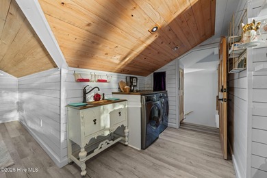 Welcome to an exceptional Neuse River retreat, just across the - photo 55