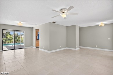 Welcome to your Waterfront Relaxation Place! This home offers - photo 7