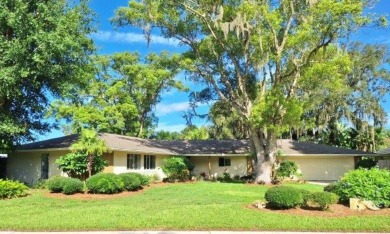 Lake Home For Sale in Longwood, Florida