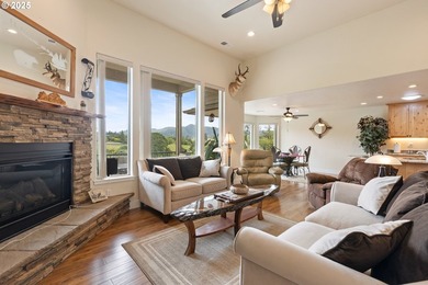 One-Level Home, SHOP, Additional Structure & 11+ Acres with Golf - photo 8