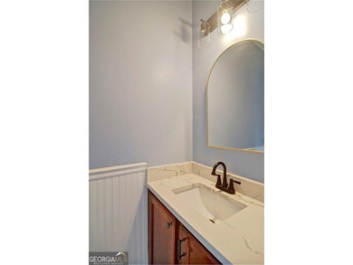Welcome Home! This lovely 3-bedroom, 2.5 bath brick townhome - photo 11