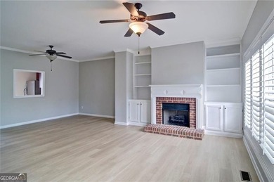 Welcome Home! This lovely 3-bedroom, 2.5 bath brick townhome - photo 18