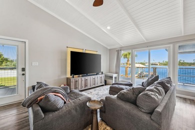 Gorgeous waterfront home that's as close to paradise as you can - photo 19