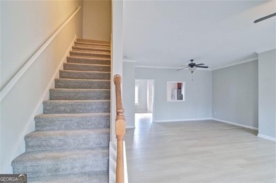 Welcome Home! This lovely 3-bedroom, 2.5 bath brick townhome - photo 20