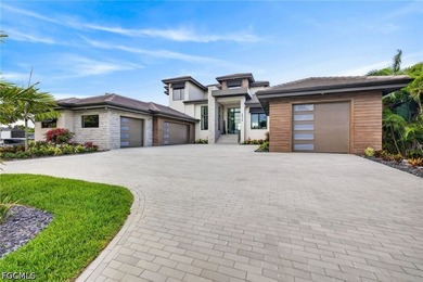 Welcome to The Whiskey Creek Model, Carlton-Naumann Homes' - photo 2