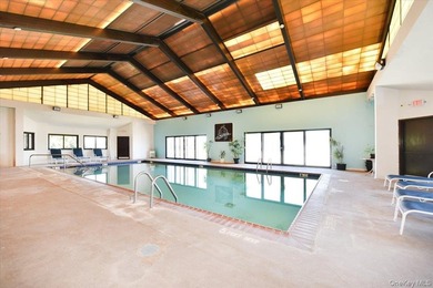 Welcome to waterfront living at its finest! This beautifully - photo 24