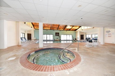 Welcome to waterfront living at its finest! This beautifully - photo 25