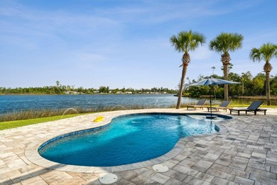 Gorgeous waterfront home that's as close to paradise as you can - photo 27