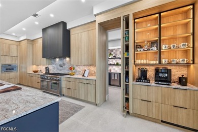 Welcome to The Whiskey Creek Model, Carlton-Naumann Homes' - photo 10