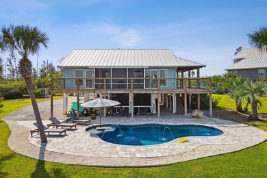Gorgeous waterfront home that's as close to paradise as you can - photo 36
