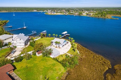 Gorgeous waterfront home that's as close to paradise as you can - photo 38