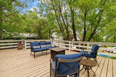 Tucked on a quiet street in Edgerton, this fully remodeled 2-bed - photo 4