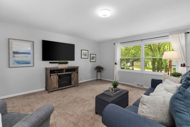 Tucked on a quiet street in Edgerton, this fully remodeled 2-bed - photo 8