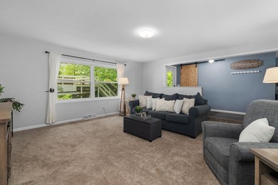 Tucked on a quiet street in Edgerton, this fully remodeled 2-bed - photo 9