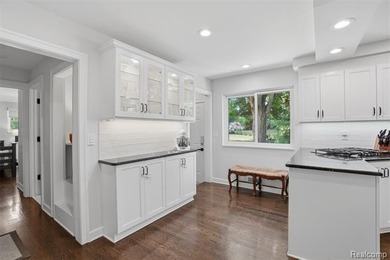 Welcome home to this stunning Bloomfield Hills ranch, where - photo 12