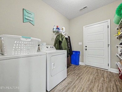 Welcome home to Eagle's View Subdivision located in Dandridge - photo 17