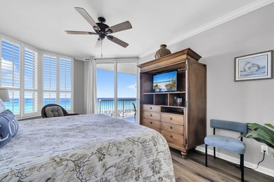 This beautiful beach front condo has a gorgeous panoramic view - photo 22