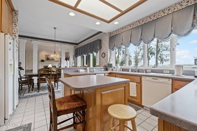 Stunning Waterfront Golf Course Home in Albemarle Plantation - photo 22