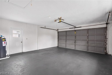 Welcome to your slice of paradise at 9708 Foxglove Circle, where - photo 25