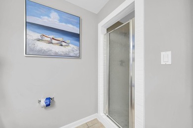 This beautiful beach front condo has a gorgeous panoramic view - photo 28