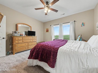 Welcome home to Eagle's View Subdivision located in Dandridge - photo 28