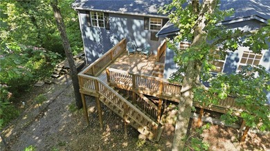 Nestled among the trees and backing directly to the Lago Vista - photo 29