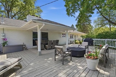 Welcome home to this stunning Bloomfield Hills ranch, where - photo 33