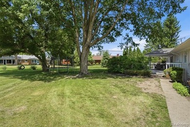 Welcome home to this stunning Bloomfield Hills ranch, where - photo 36