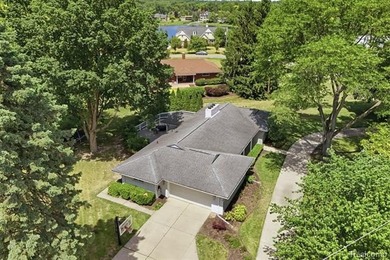 Welcome home to this stunning Bloomfield Hills ranch, where - photo 38