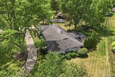 Welcome home to this stunning Bloomfield Hills ranch, where - photo 39