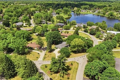 Welcome home to this stunning Bloomfield Hills ranch, where - photo 41