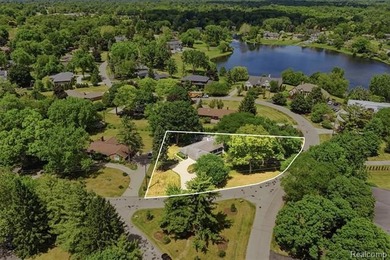 Welcome home to this stunning Bloomfield Hills ranch, where - photo 42