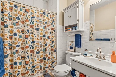 Rare opportunity to own the 120-126 N. Franklin St portfolio, a - photo 3