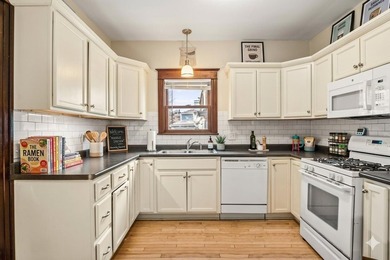 Rare opportunity to own the 120-126 N. Franklin St portfolio, a - photo 9