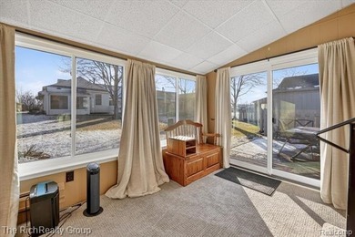 Nicely updated co-op in Centennial Farms, one of South Lyon's - photo 19