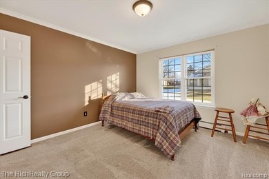 Nicely updated co-op in Centennial Farms, one of South Lyon's - photo 24