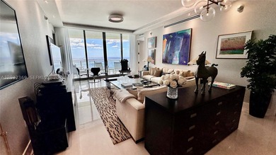 Welcome to the epitome of luxury living at the Ritz-Carlton - photo 25