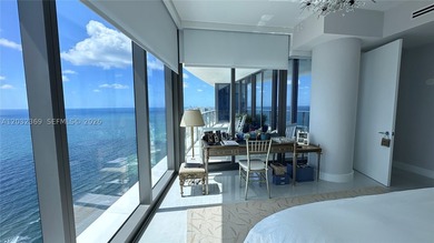 Welcome to the epitome of luxury living at the Ritz-Carlton - photo 37