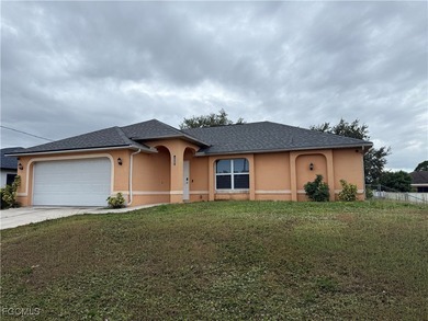 Lehigh Acres Area Home For Sale in Lehigh Acres Florida